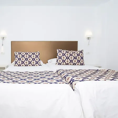 Hotel Rey Carlos 3*